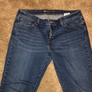 Women’s Levi’s Jeans size 12/31 classic rise boot